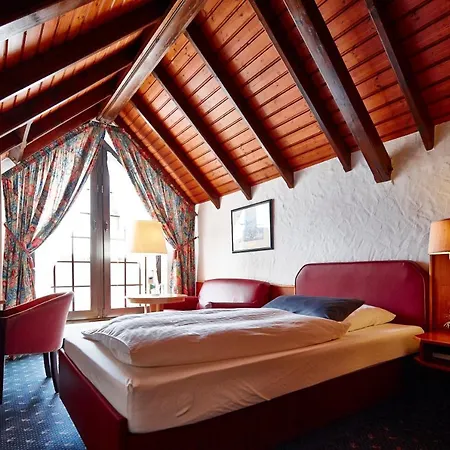 Hotel Und Restaurant Bommersheim 3*