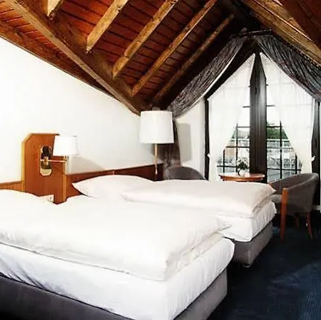 Hotel Und Restaurant Bommersheim