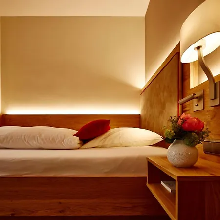 Отель Bommersheim 3*